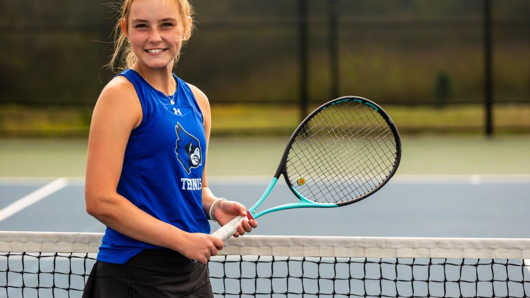 Evie Bryson makes her mark as Washington's first tennis state qualifier